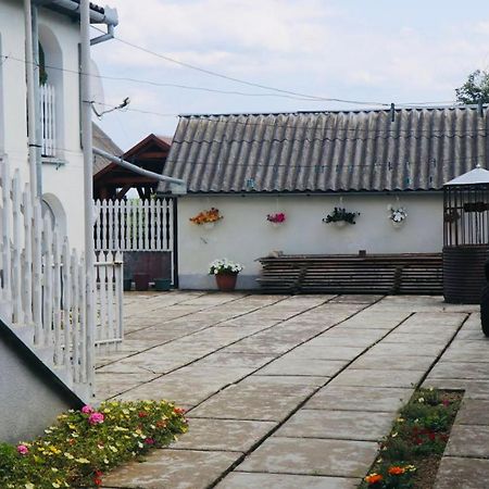 Садиба Анна - Термальні Води Косино Zapson Exterior foto
